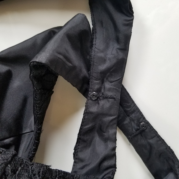 Ann Taylor lace party dress - Picture 8 of 10